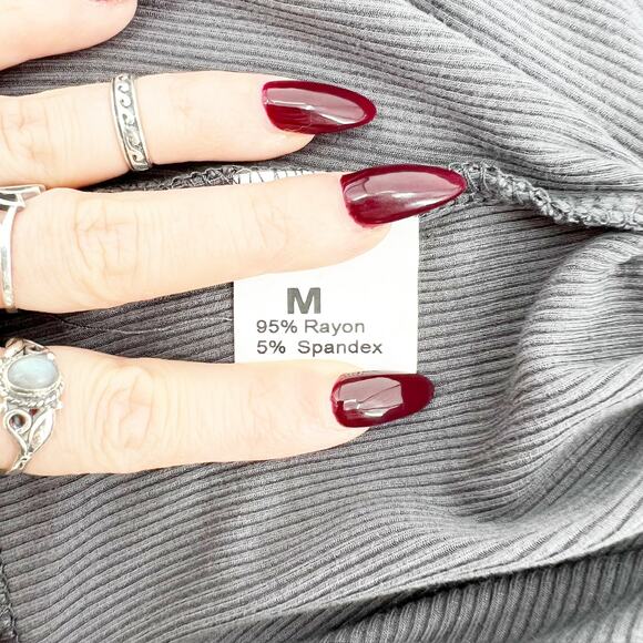 Urban Outfitters Gray Ribbed Long Sleeve M - Picture 5 of 5